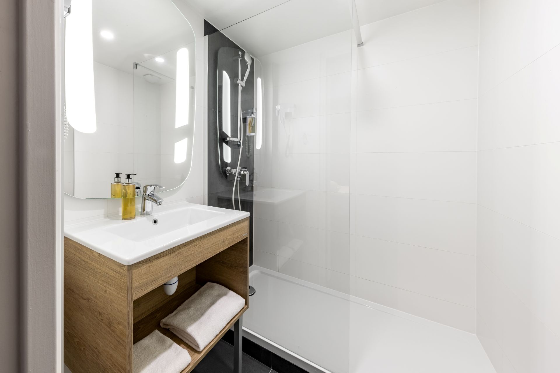 Ibis Styles Marseille Centre Prado Place Castellane, Marseille 6e Arrondissement - photo 11