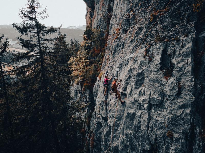 Multi-pitch climbing with the Guides Office