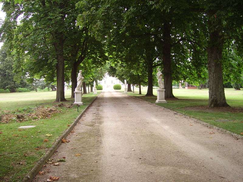 Chateau de Montiernoz