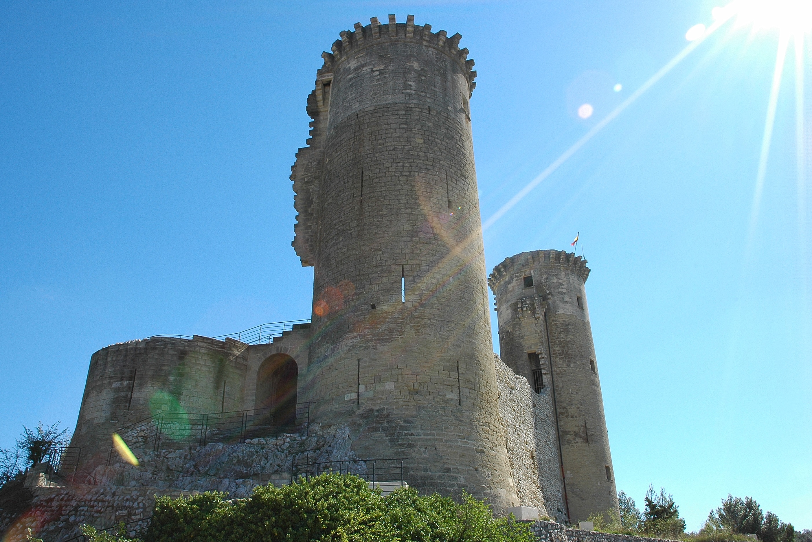 Forteresse des Comtes de Provence - photo 2