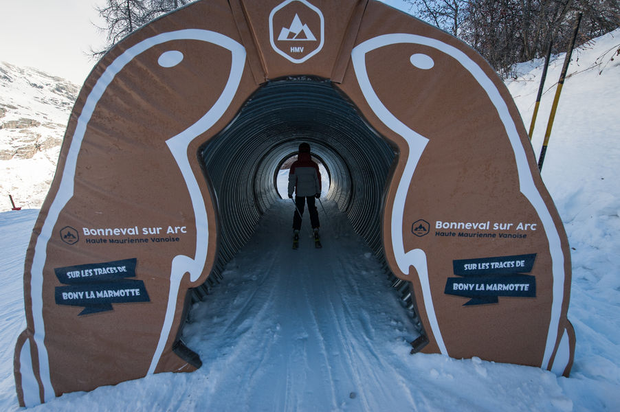 A Bonneval, easy park sur les pistes