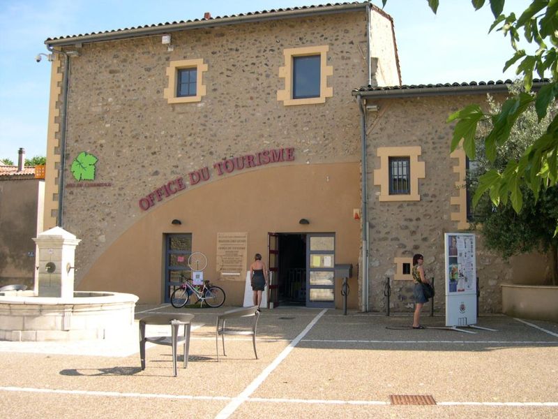 Façade Maison des Quais à Tain
