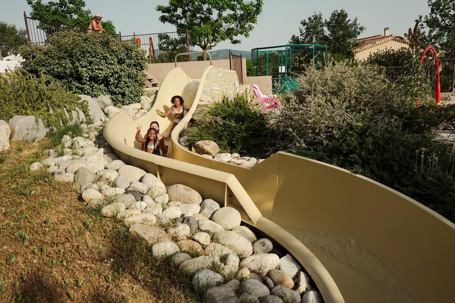 Domaine de Chadeyron - Camping et Gîte