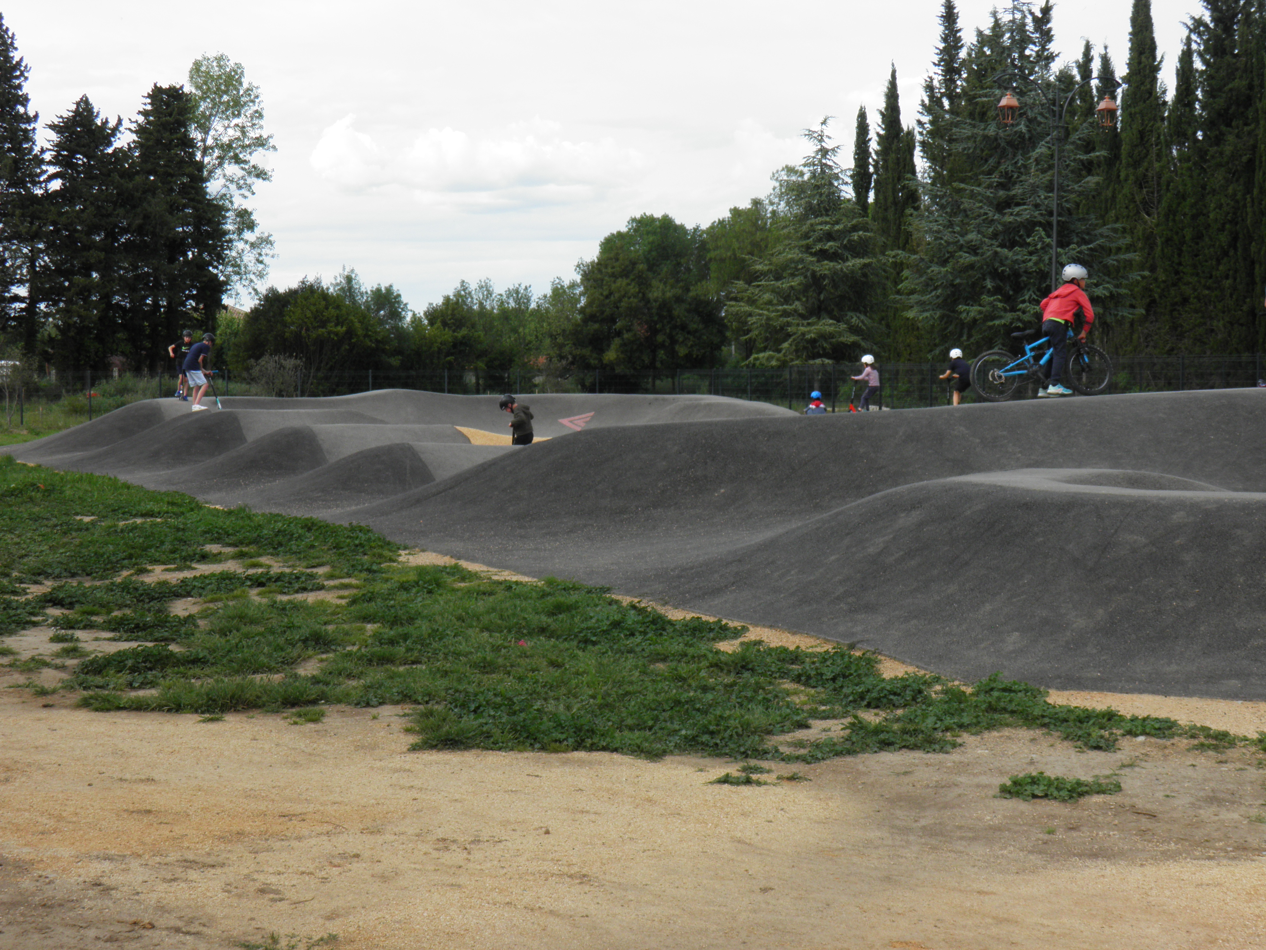Pumptrack et parcours de santé