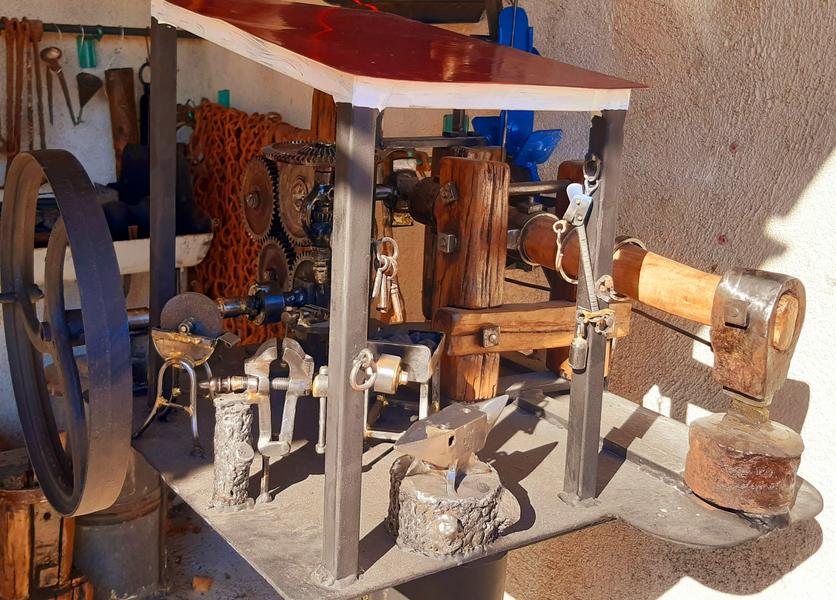 Maquette forge en miniature