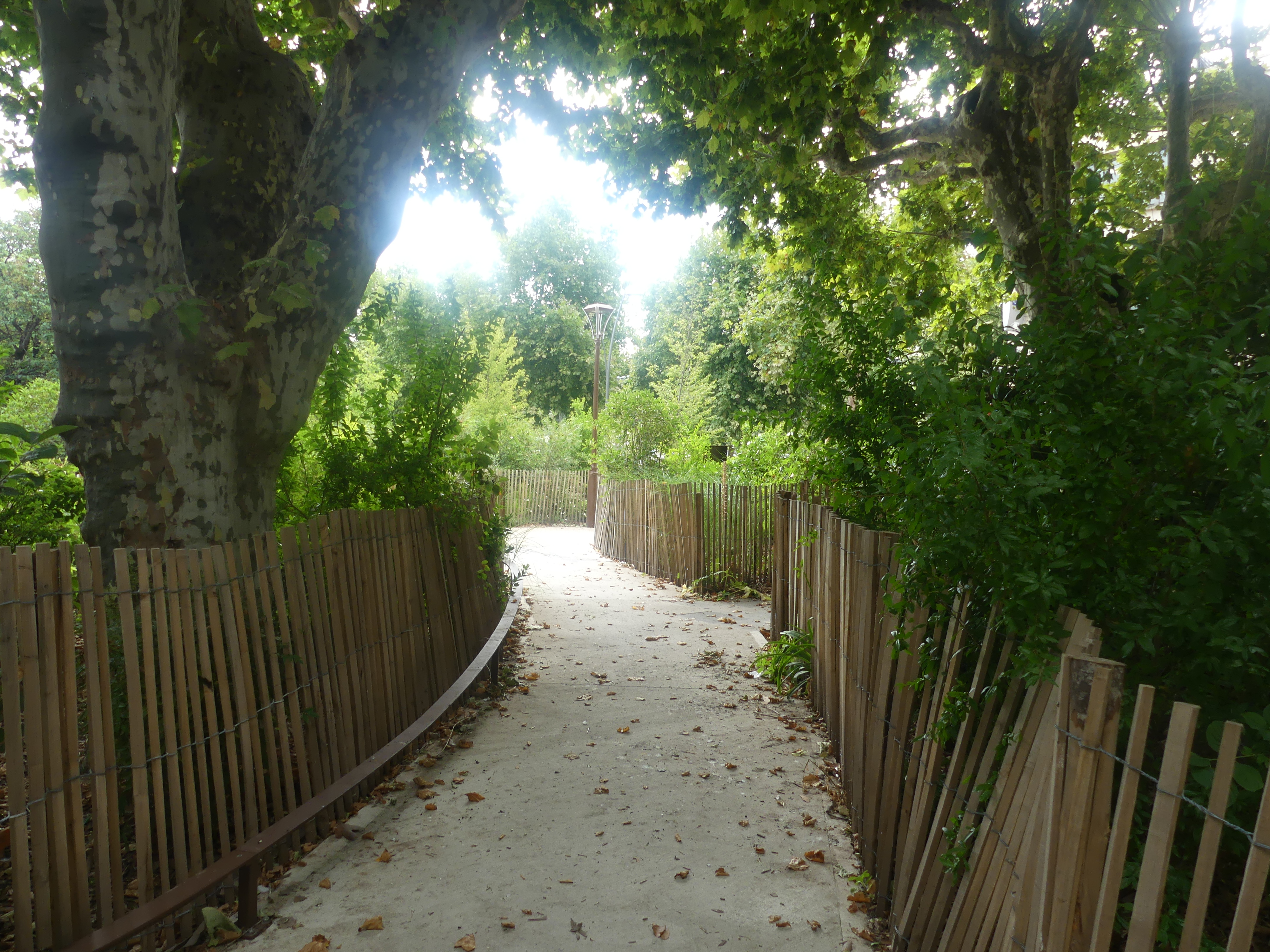 Jardin Salvador Dali, Marignane - photo 3