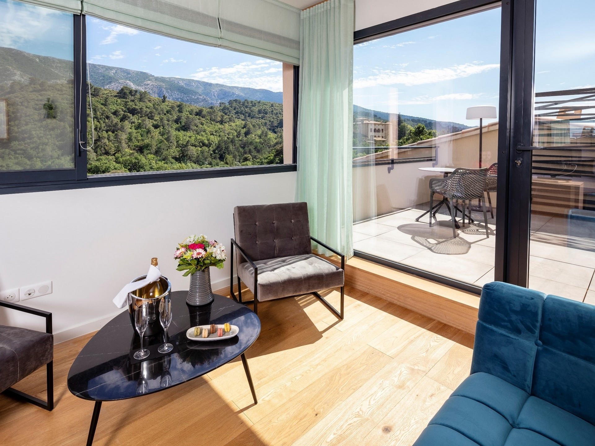 Hôtel Sainte Victoire Vauvenargues - photo 2