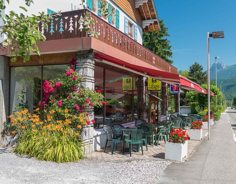 Lac Annecy Doussard Restaurant L'Arcalod