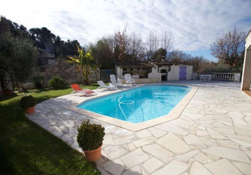 La Roche Rouge - Gîte n°2-Piscine commune-Colomars-Gîtes de France des Alpes-Maritimes