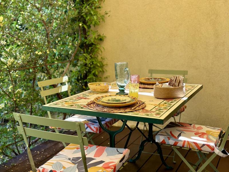Gîte Olidom-Terrasse privée ombragée-Saint Jeannet-Gîtes de France Alpes-Maritimes