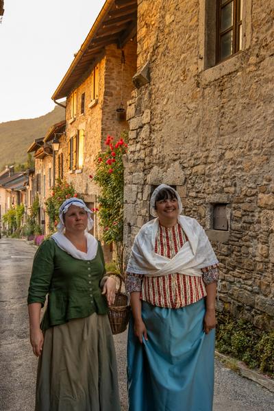 Chroniques d'un village vigneron : la vie de Benoitte et Félicitée_Saint-Sorlin-en-Bugey