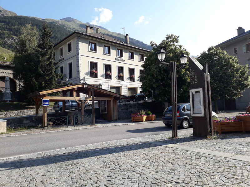 arrêt n°326 : Eglises