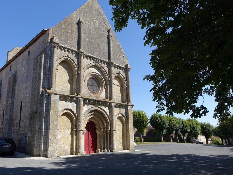 Eglise Notre Dame de Genouillé