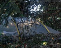 Photo nuit bivouac en tente suspendue Chamrousse