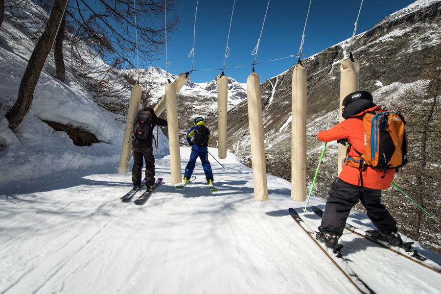 A Bonneval, easy park sur les pistes