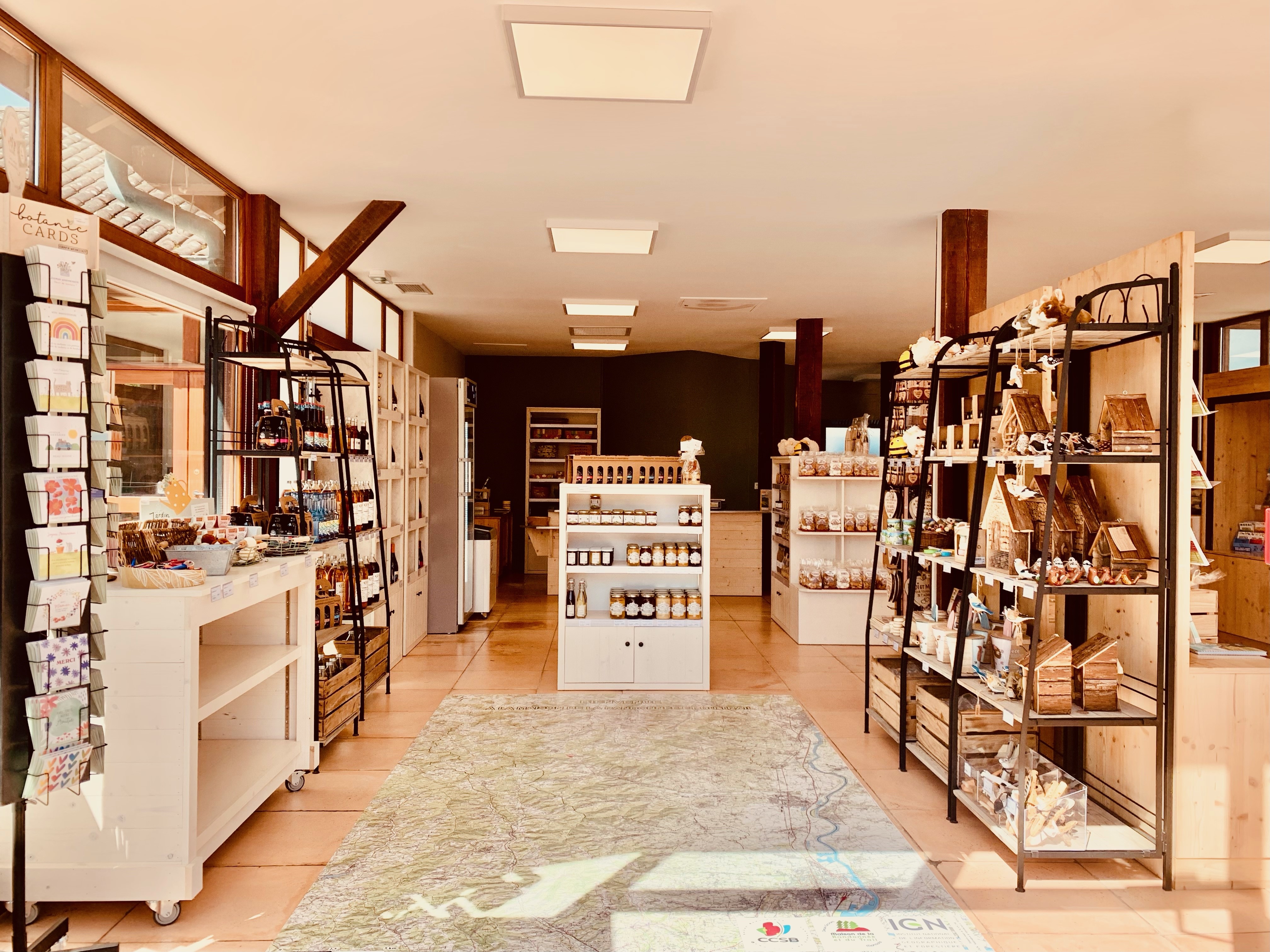 Espace boutique Maison de la Randonnée et du Trail - Col de Crie