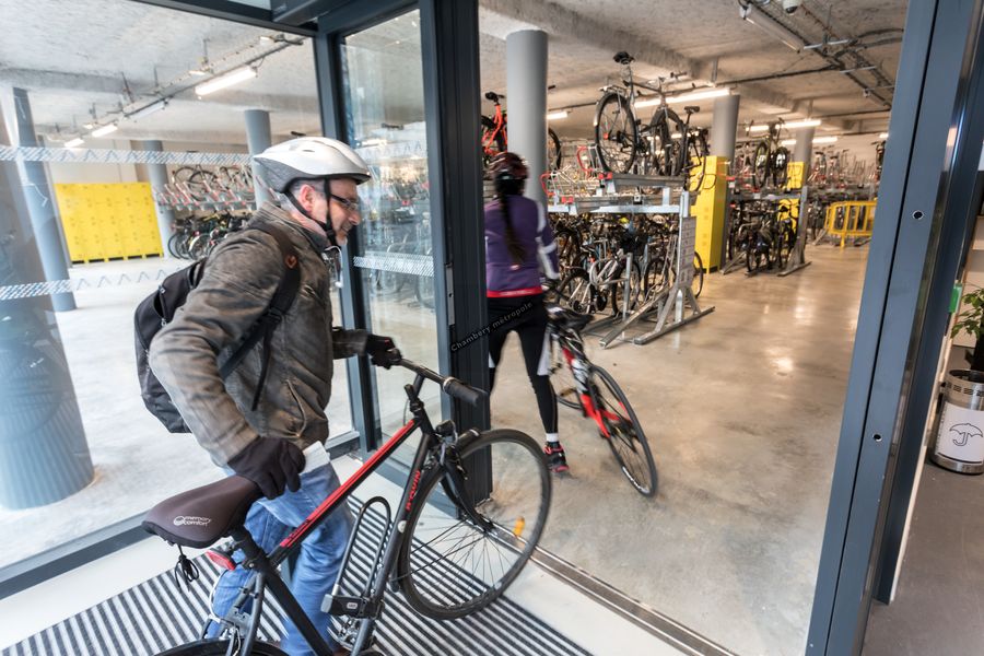 Entrée parking vélo