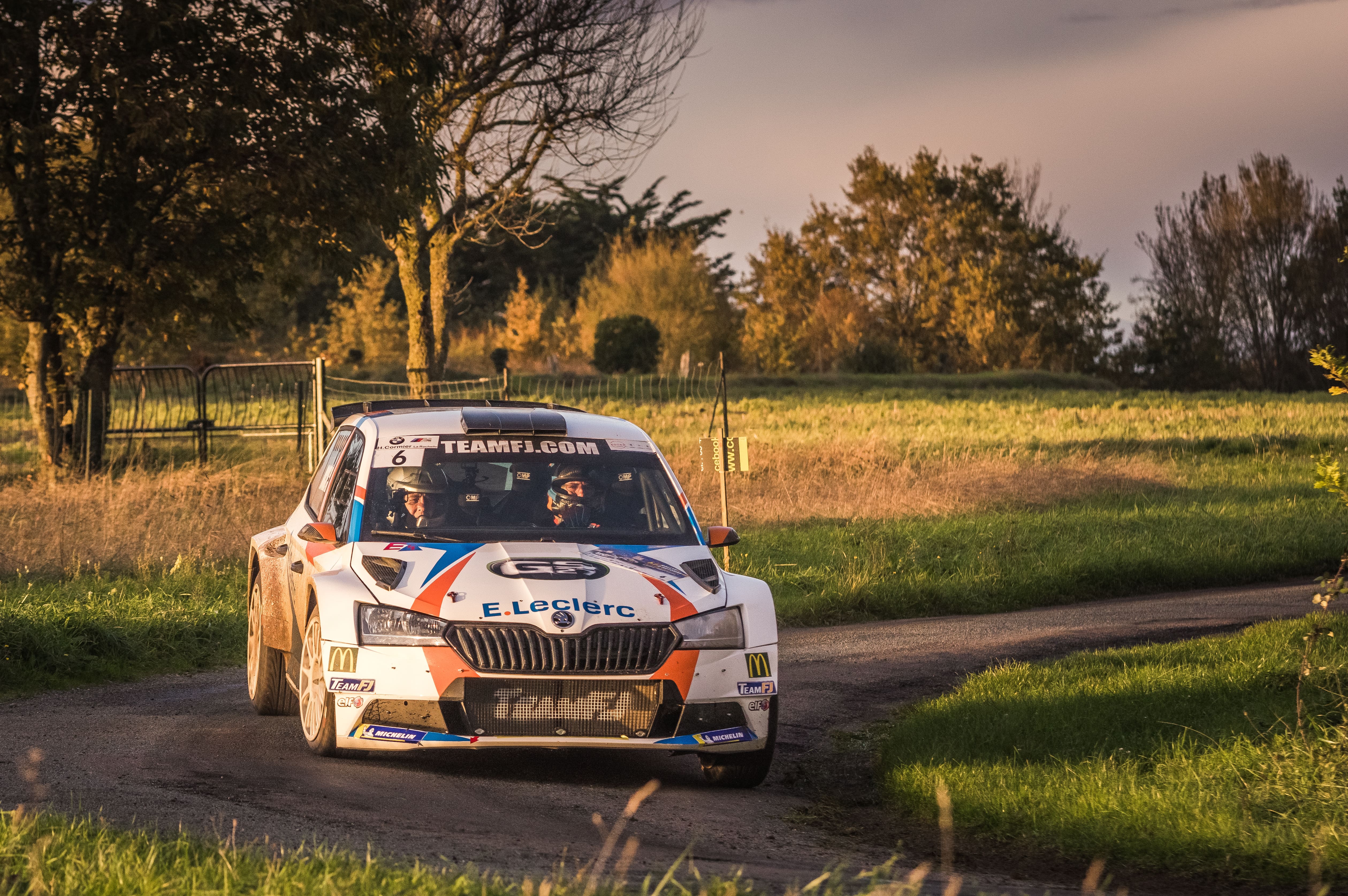 Voiture de Rallye