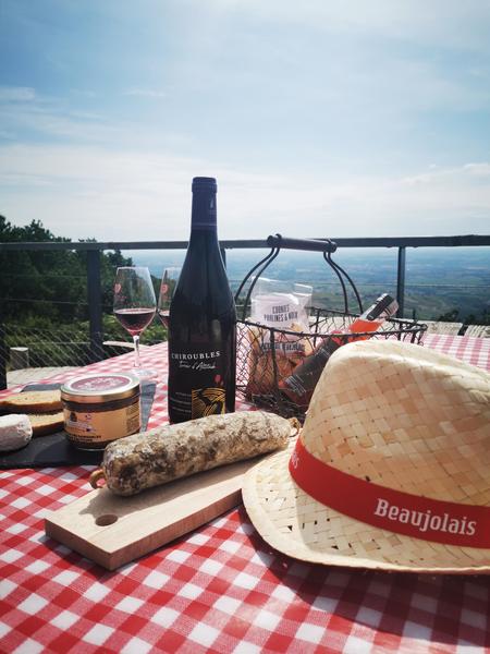 Pique-nique à la Maison du Cru