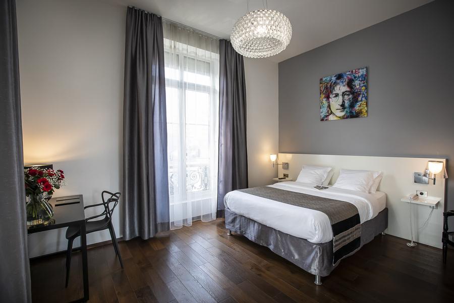 Chambre lit double