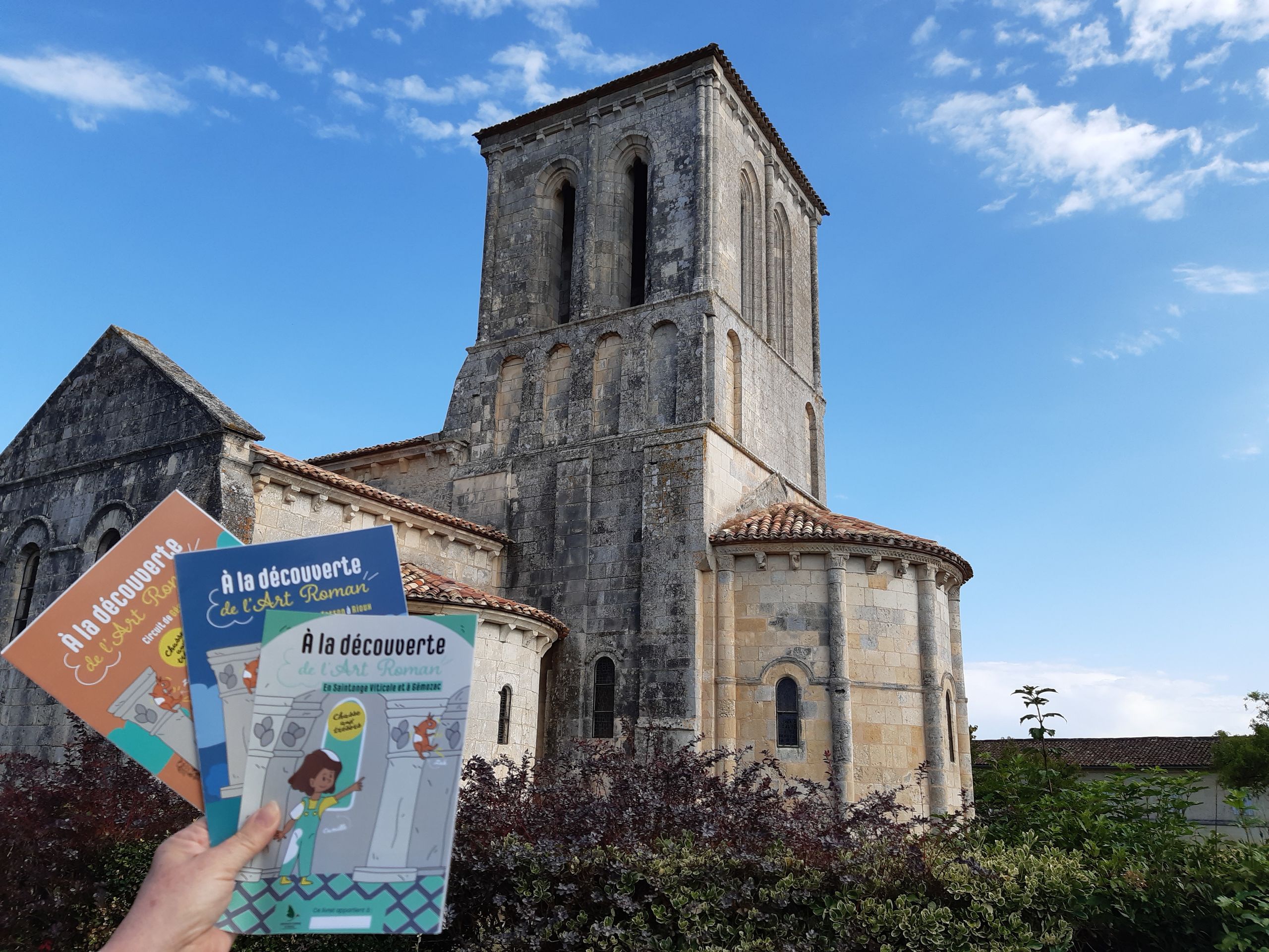 Chasse aux trésors, à la découverte de l'art roman en saintonge viticole et gémozac