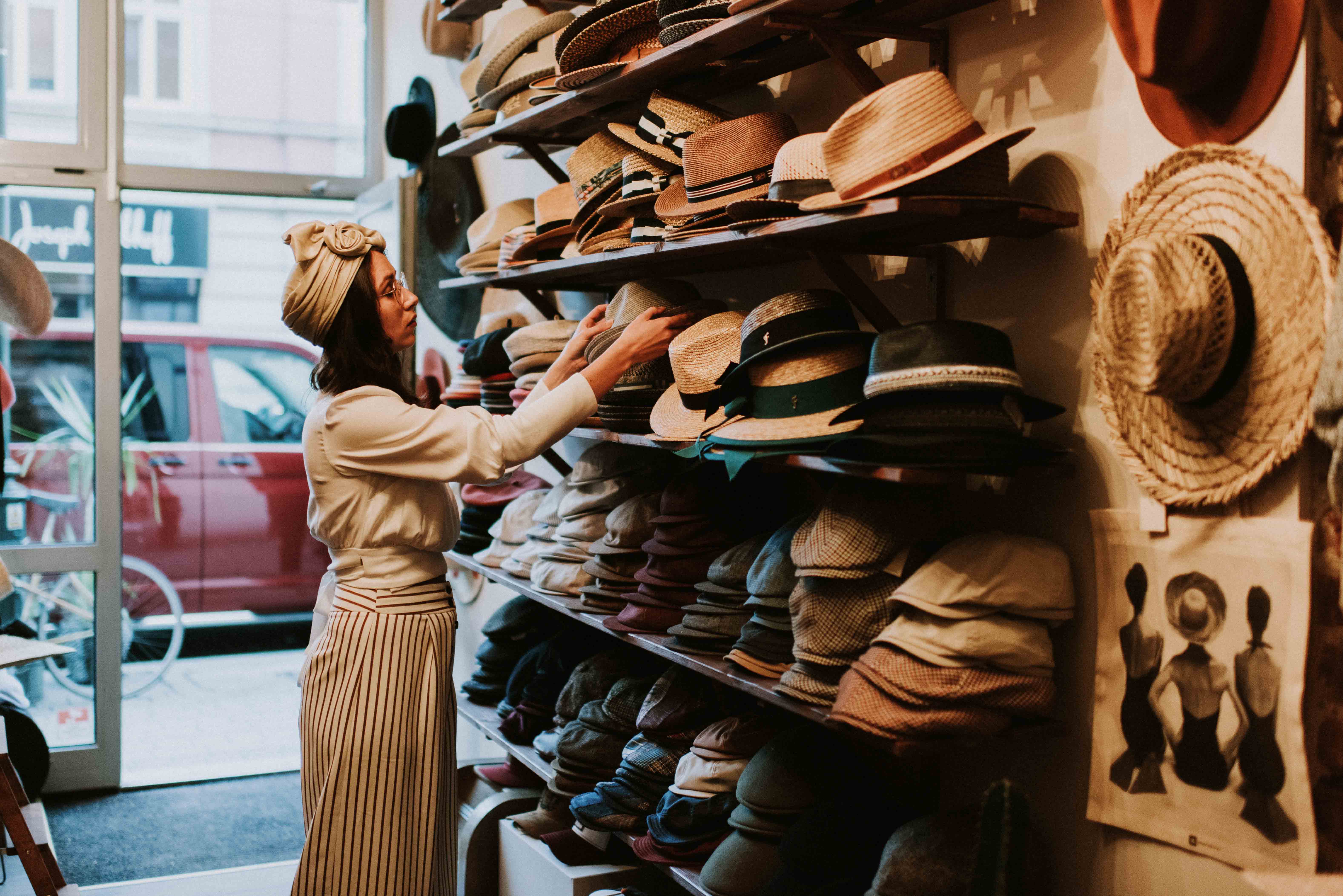 karolina le szapo hat shop krakow sklep z kapeluszami polska