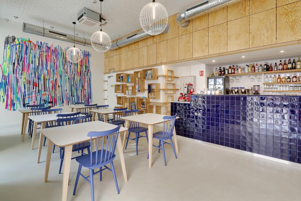 The People Hostel - photo 4