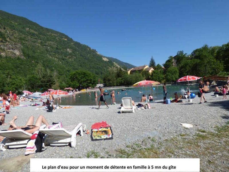 plan d'eau gratuit avec le petit bois des lutins et le mini golf a 300m 