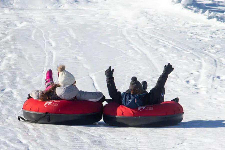 Piste de tubing de Super-Besse