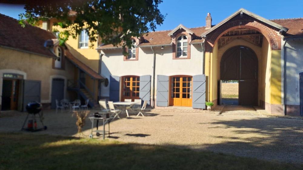 Cour extérieure 