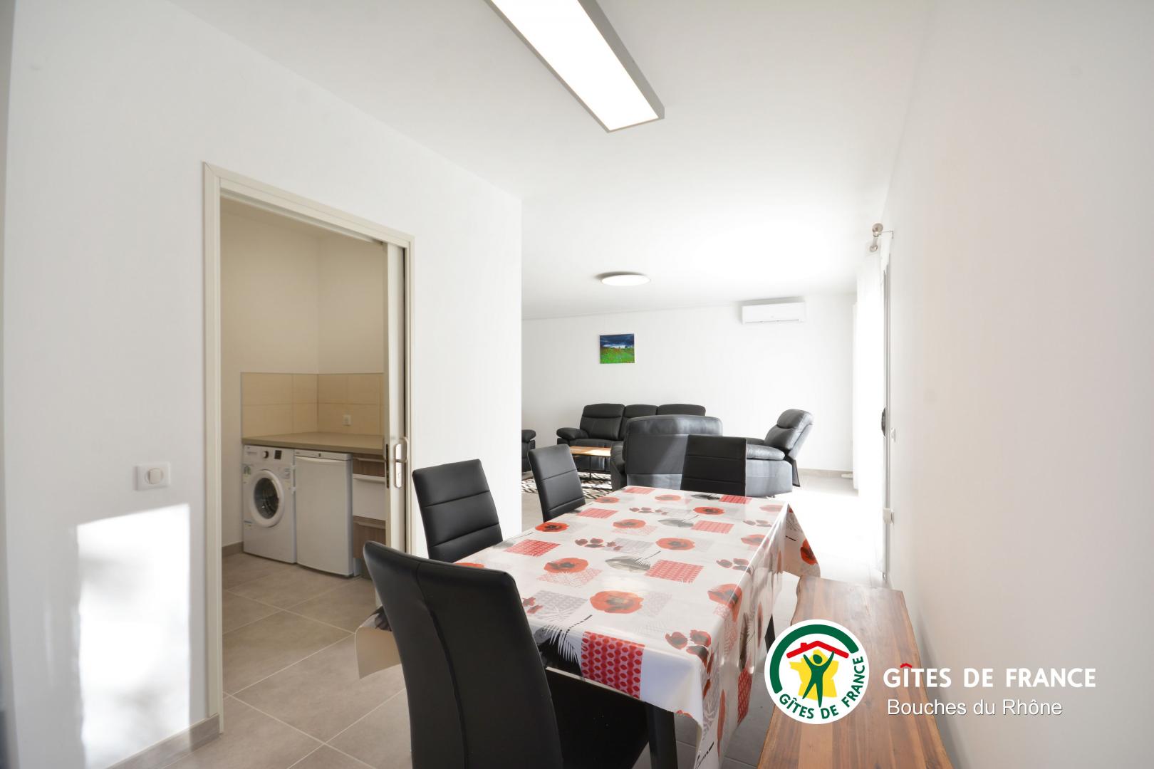 Manon, Lamanon - photo 29