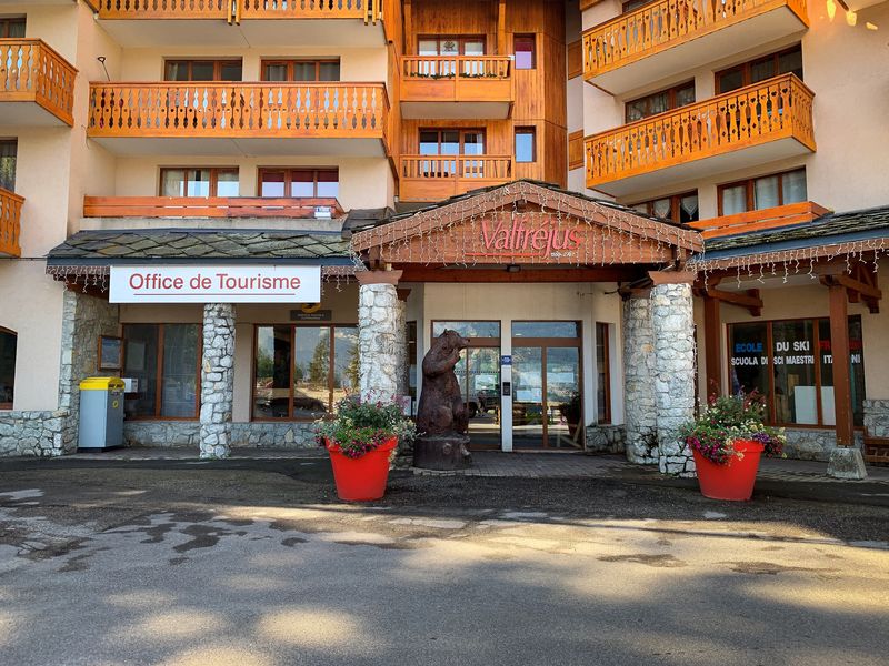 valfrejus-office-tourisme-ext-ete.3-MO. Baptiste Thomas