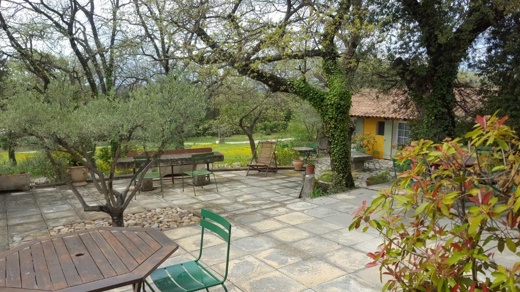 Mazet de la Gardy, Eyragues - photo 8