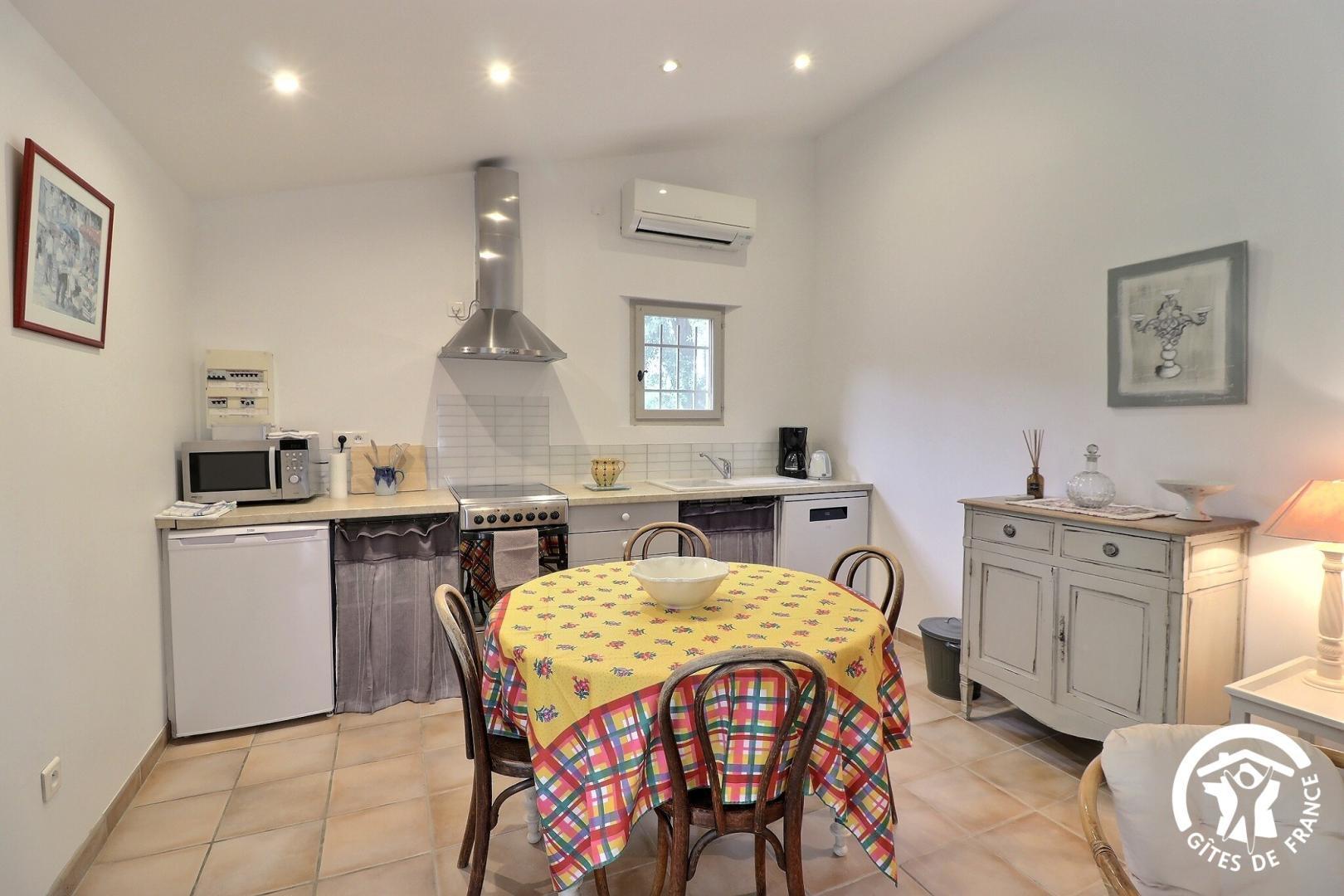 Le Cabanon, Mouriès - photo 17