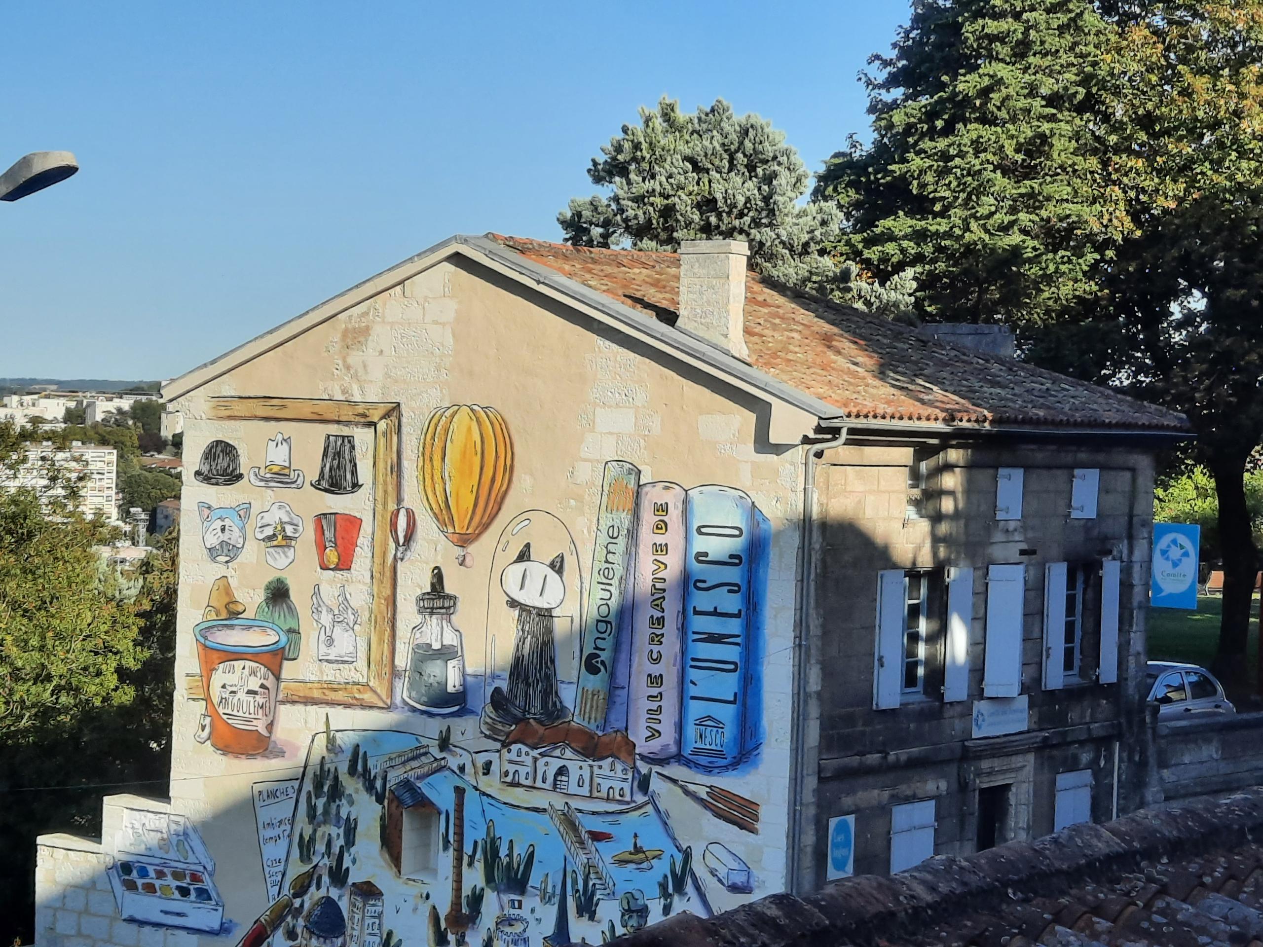 Visite express - Mur peint "Angoulême tout une histoire"