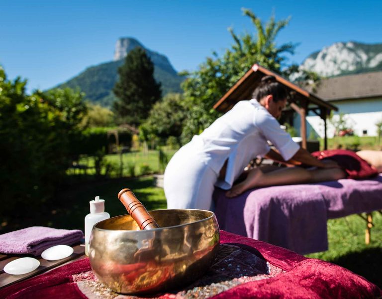 Massage et bien-être du monde lac Annecy