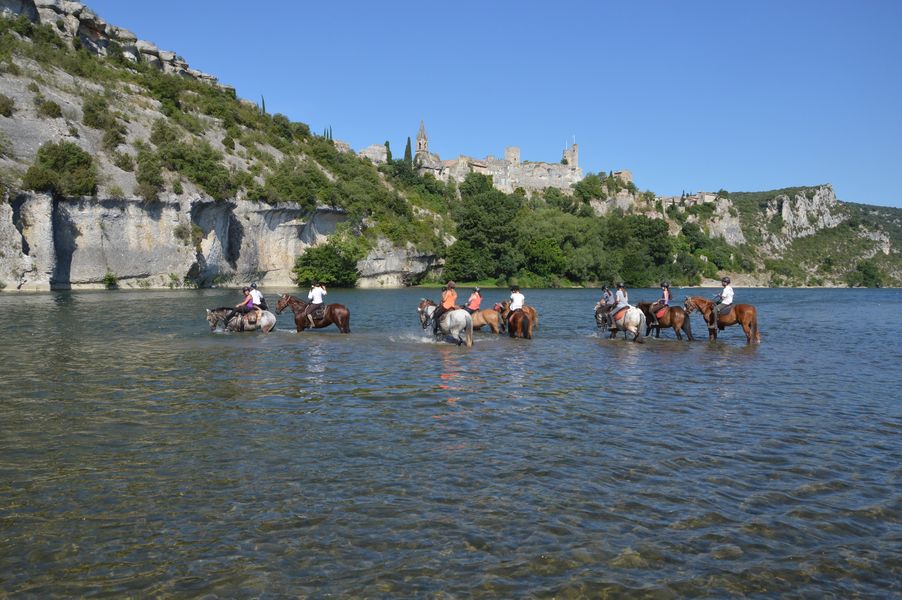 Centre Equestre le Mazet