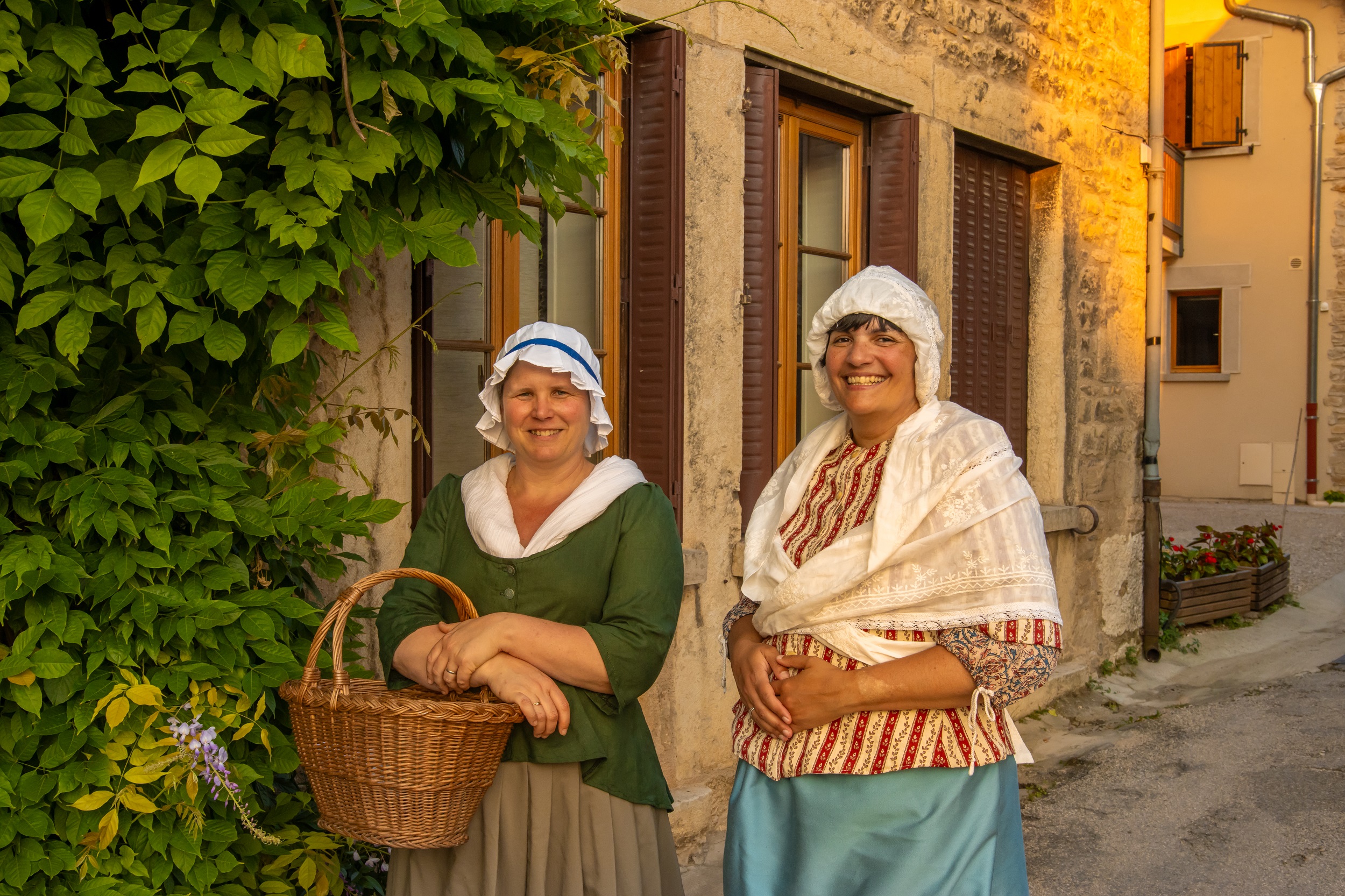 Chroniques d'un village vigneron : la vie de Benoitte et Félicitée_Saint-Sorlin-en-Bugey
