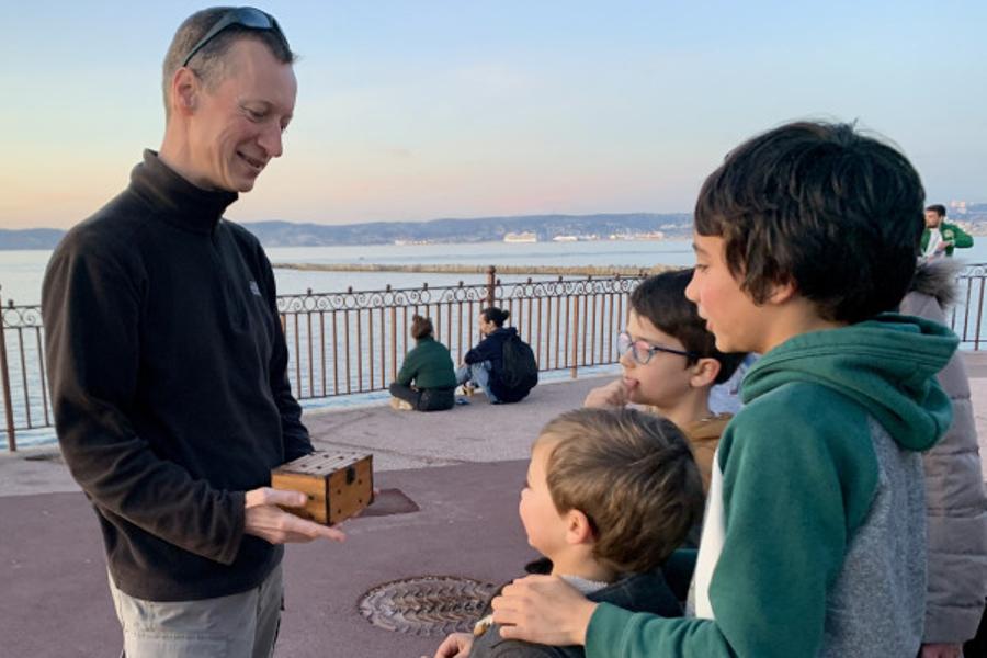 Randonnée/jeu de pistes - Anses et calanques urbaines