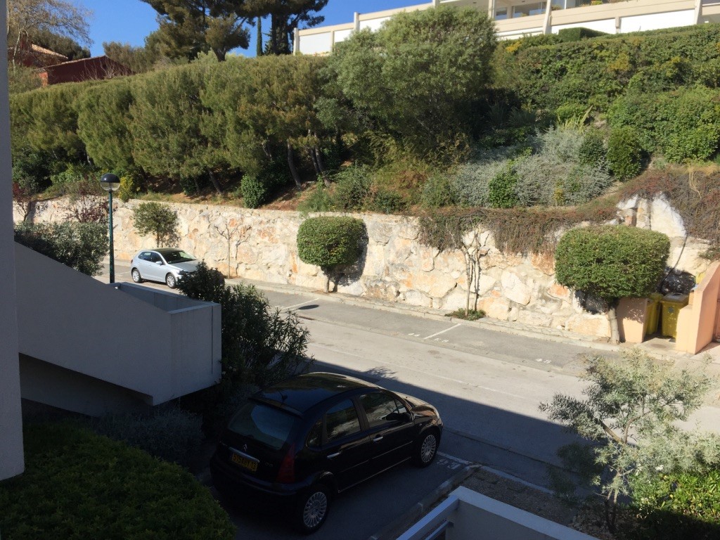 GL2 — photo 3