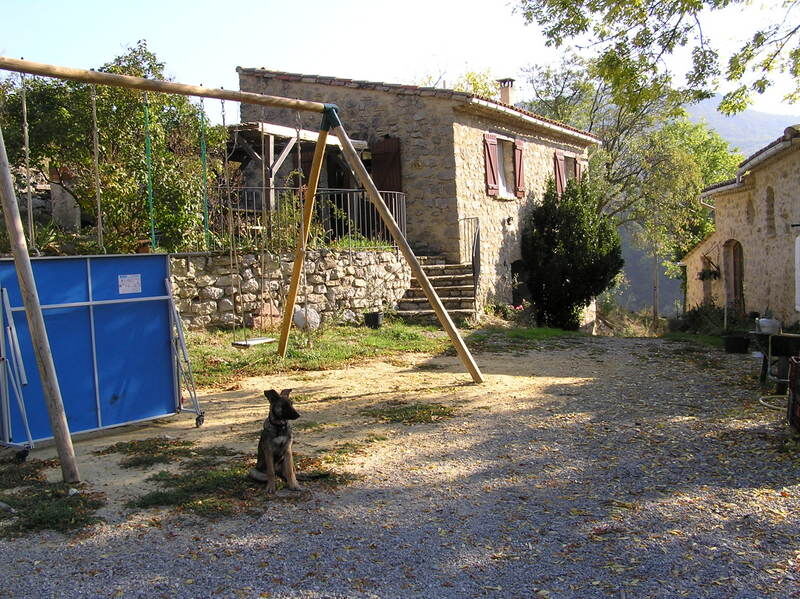 la magnanerie : la petite maison