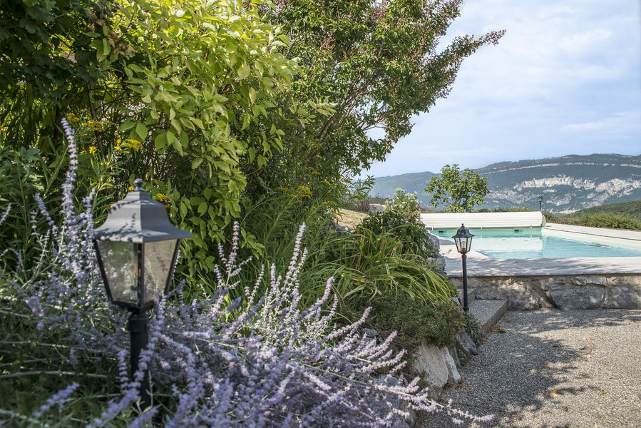 maisondhotes-4cles-aixlesbainsrivieradesalpes-lesmorainieres