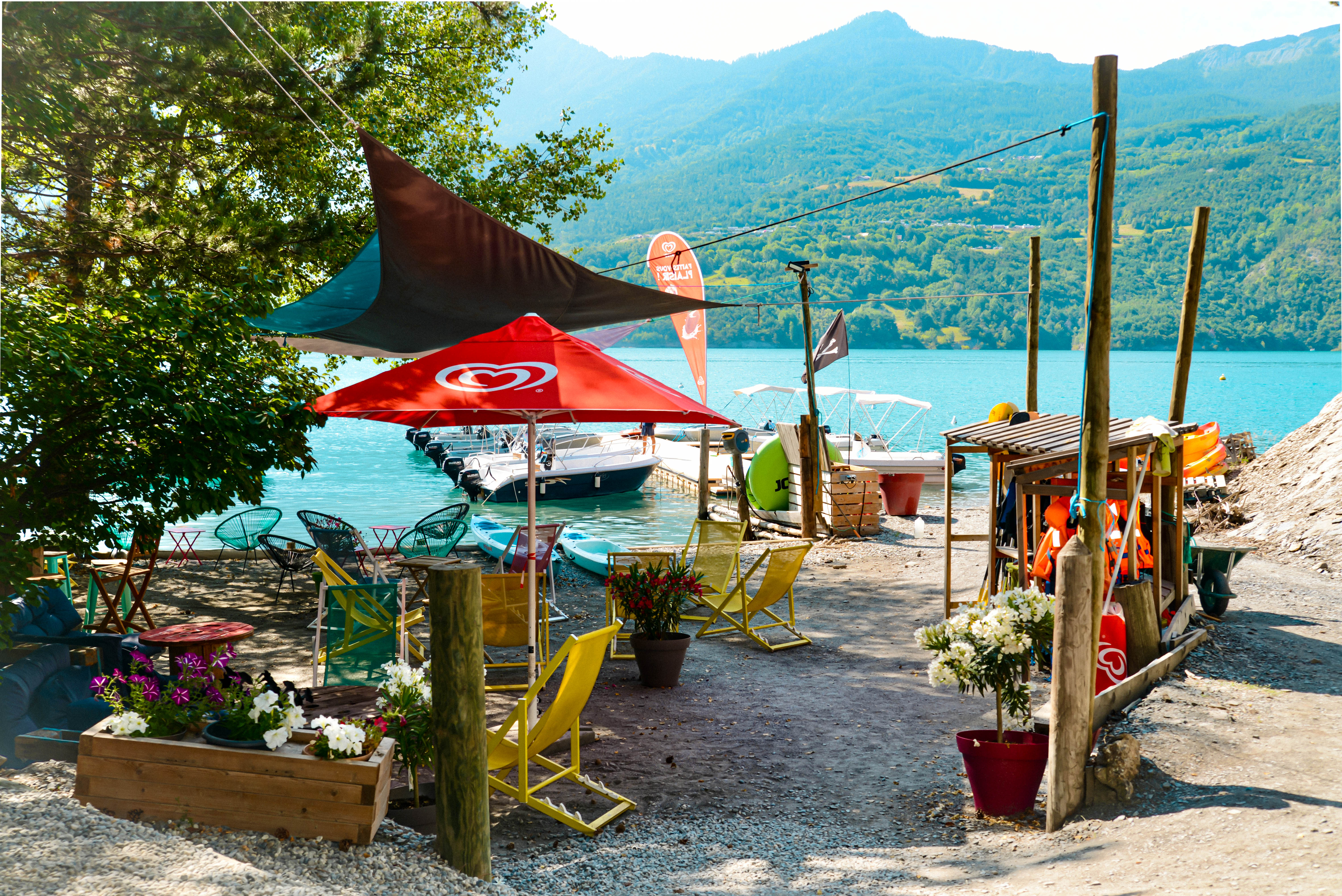 Location de bateaux à Serre-Ponçon  BD Pirates - Chorges, Savines-le-Lac