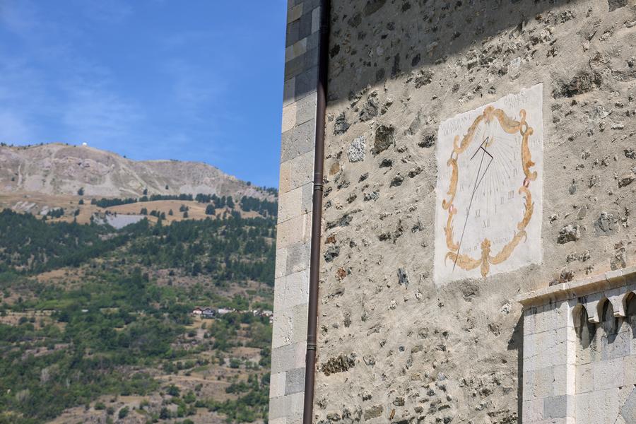 Cadran solaire de l'Église de Saint-Pancrace