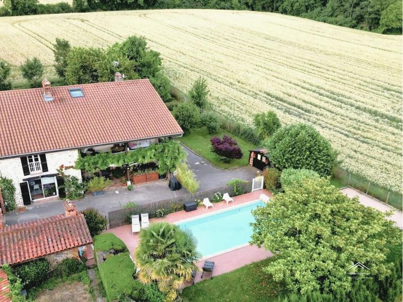 Fontaine de Jouvence Extérieurs