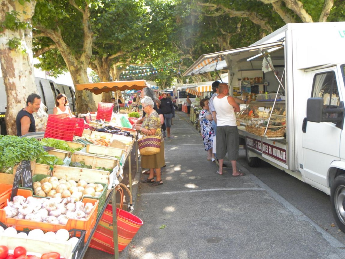 Marché hebdomadaire durant période COVID 19