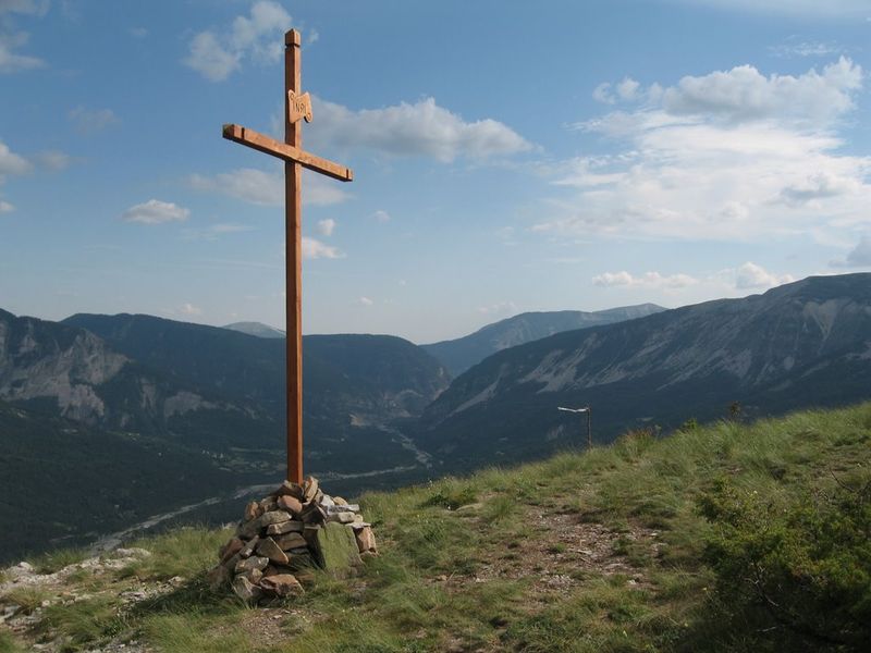 Ascension à la Croix du Puy