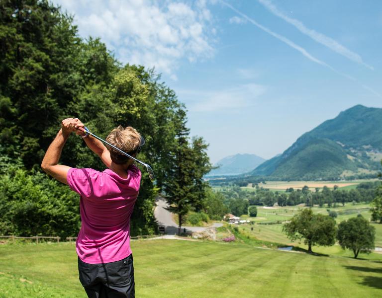 Giez Golf 18 & 9 trous vue Lac Annecy