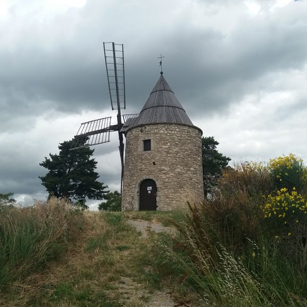 Montdoumerc. Le moulin à vent de Granié –