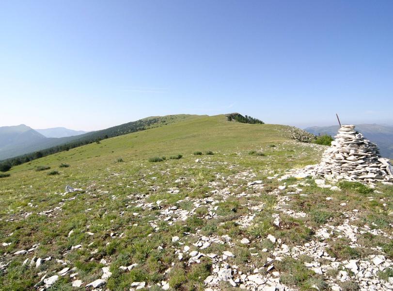 SAINT-ANDRÉ-LES-ALPES - La crête des Serres